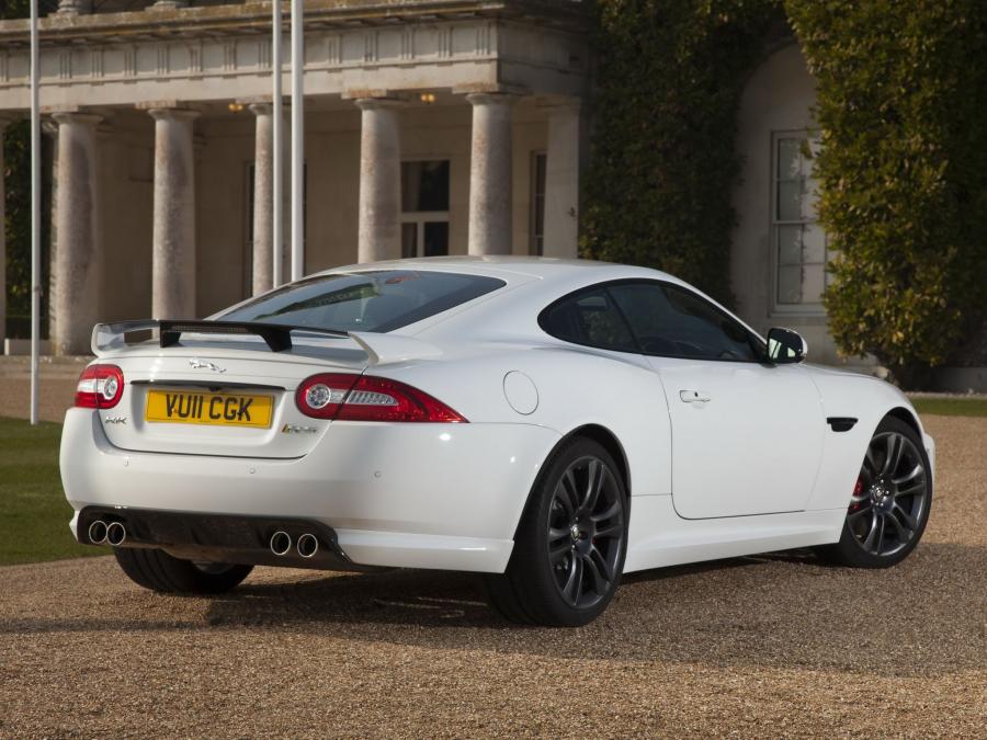  Jaguar XKR-S 2011 года  (UK) (фото 6 из 16)